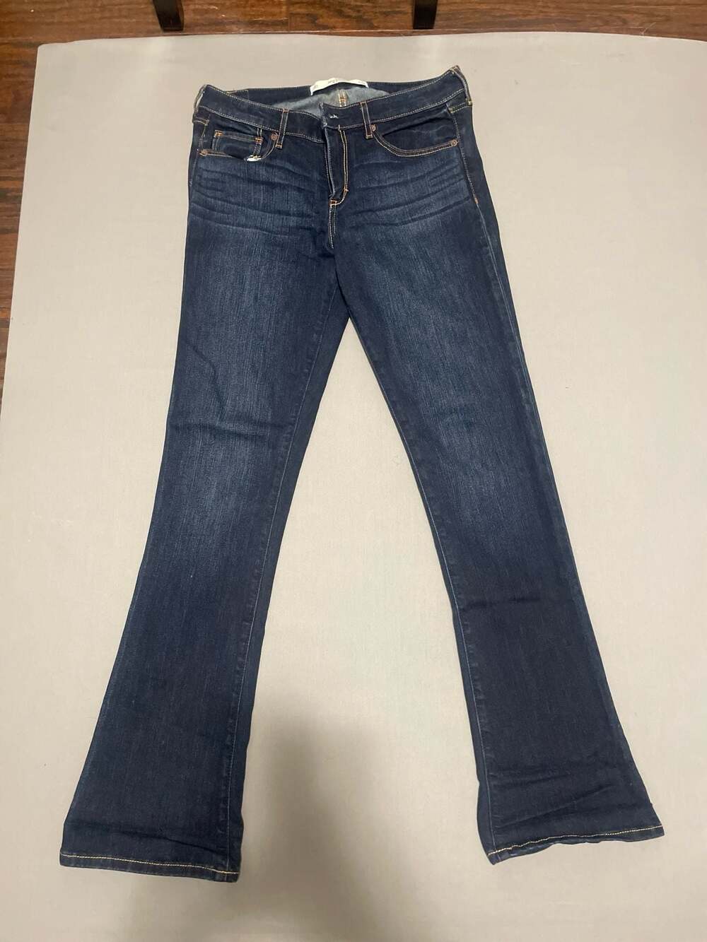 Abercrombie & Fitch Dark Wash Bootcut Jeans 28x31